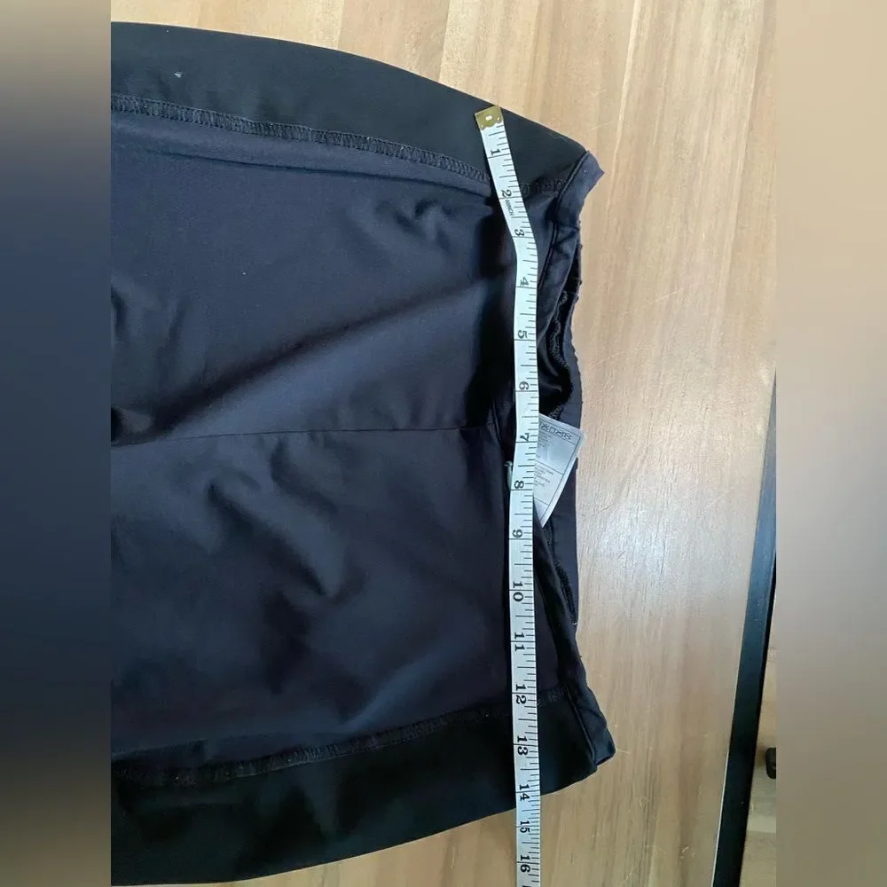 ‎Black Nike below the knee leggings